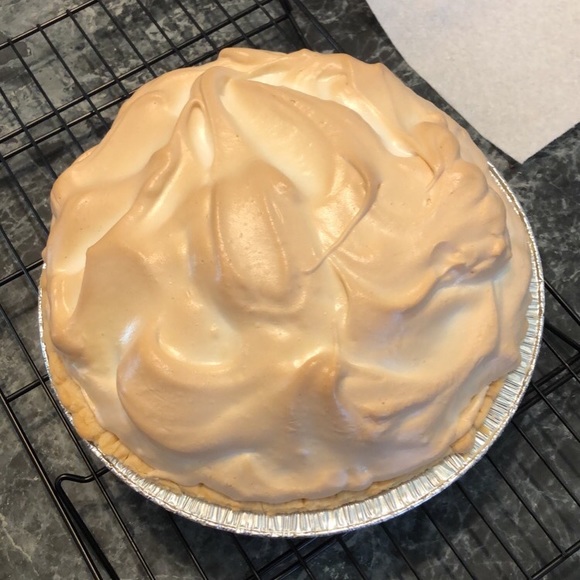 Hi! I’m Shelbs! ⚡️💛 - Picture 8 of 15